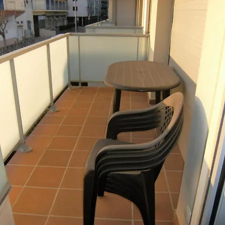 In Spain Near Sandy * 埃斯塔蒂特
